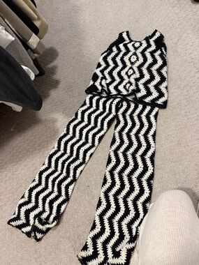 Black and White Zigzag Crochet Two-Piece Set